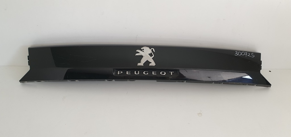 Купить Peugeot 5008 2 ii 17- защита накладка молдинг крышки задний  9814790977