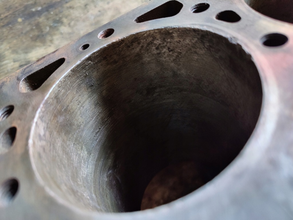 фото №6, Блок двигуна mercedes w107 r 107 4,5 1170110801