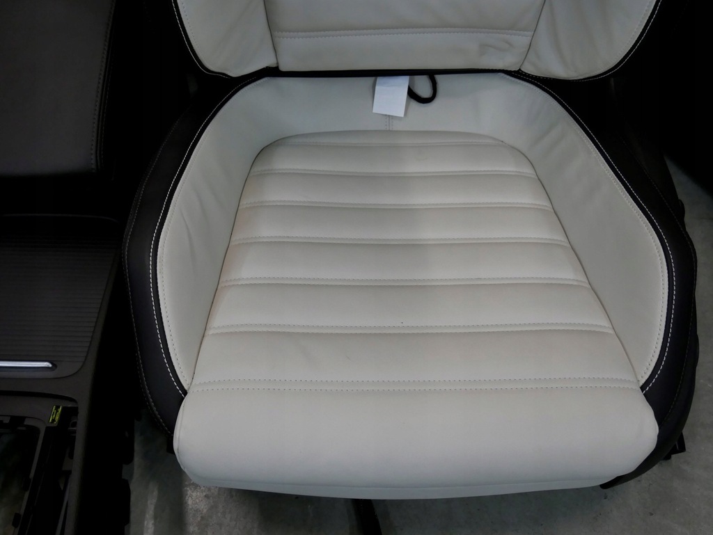 фото №6, Сиденья комплект кожа коричневый beż vw passat cc lift
