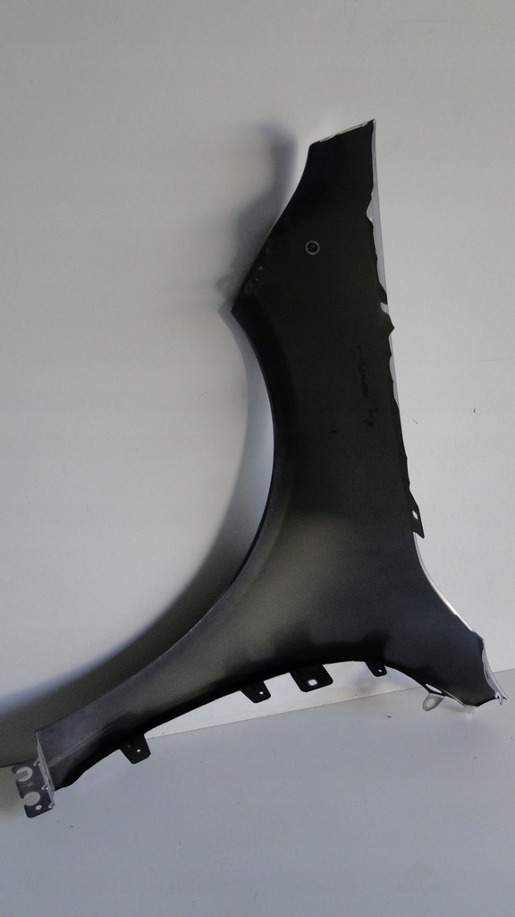 фото №8, Mercedes крыло передний правый перед szary 787 cla 118 c118 x118 w118