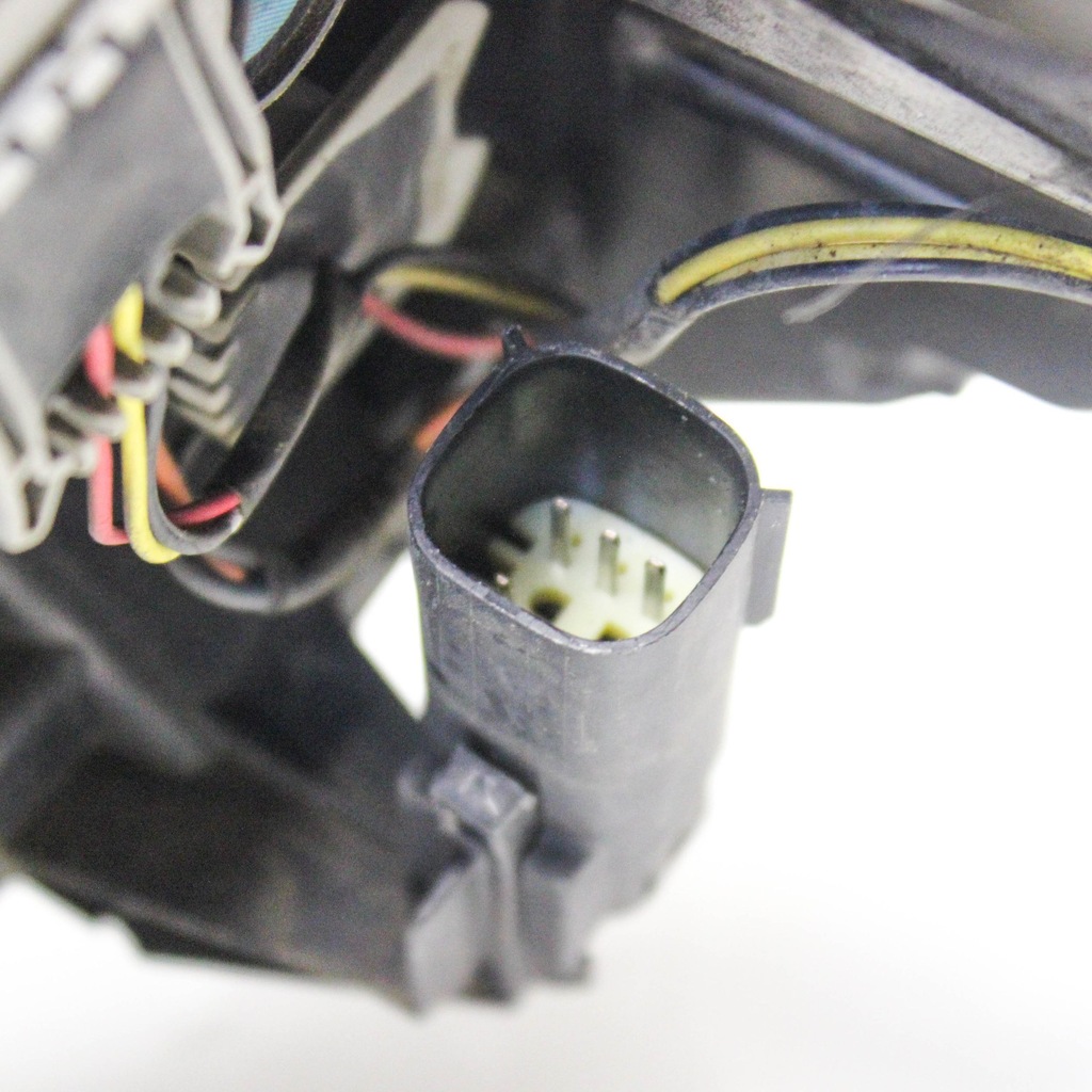 фото №6, Ford escape iii 2017 левая сторона лампа задняя