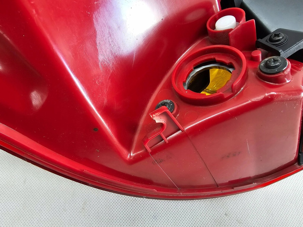 фото №8, Kia ceed ii 2 12+ hb 5d лампа задняя задняя правая демонтаж оригинальная 92402-a20