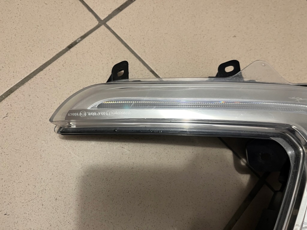 Фара протитуманна фара led drl правий renault captur 1 1 рестайлінг  17- 266007846r Київ