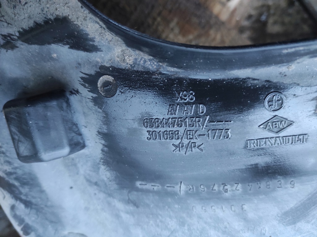 фото №5, Подкрылок правый перед передняя часть clio iv 638458298r