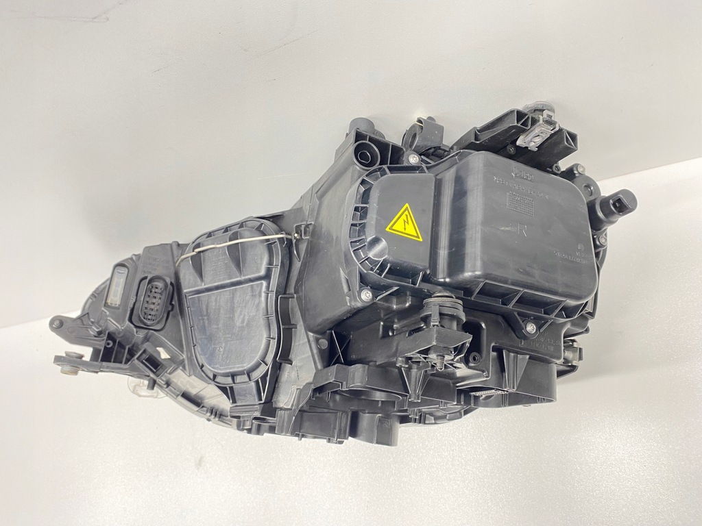 фото №12, Лампа перед передняя правая bi ксенон led vw golf sportsvan 510 517