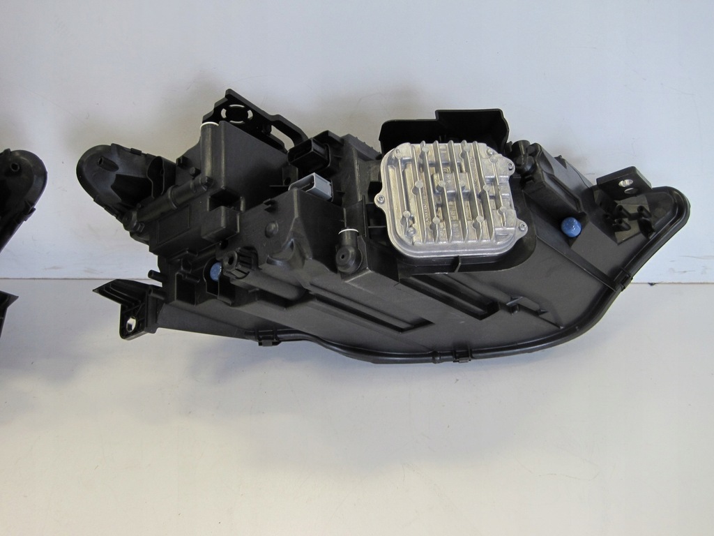 фото №12, Лампа правая левая full led citroen ds4 ii cross 24r 9848997480 9848997280