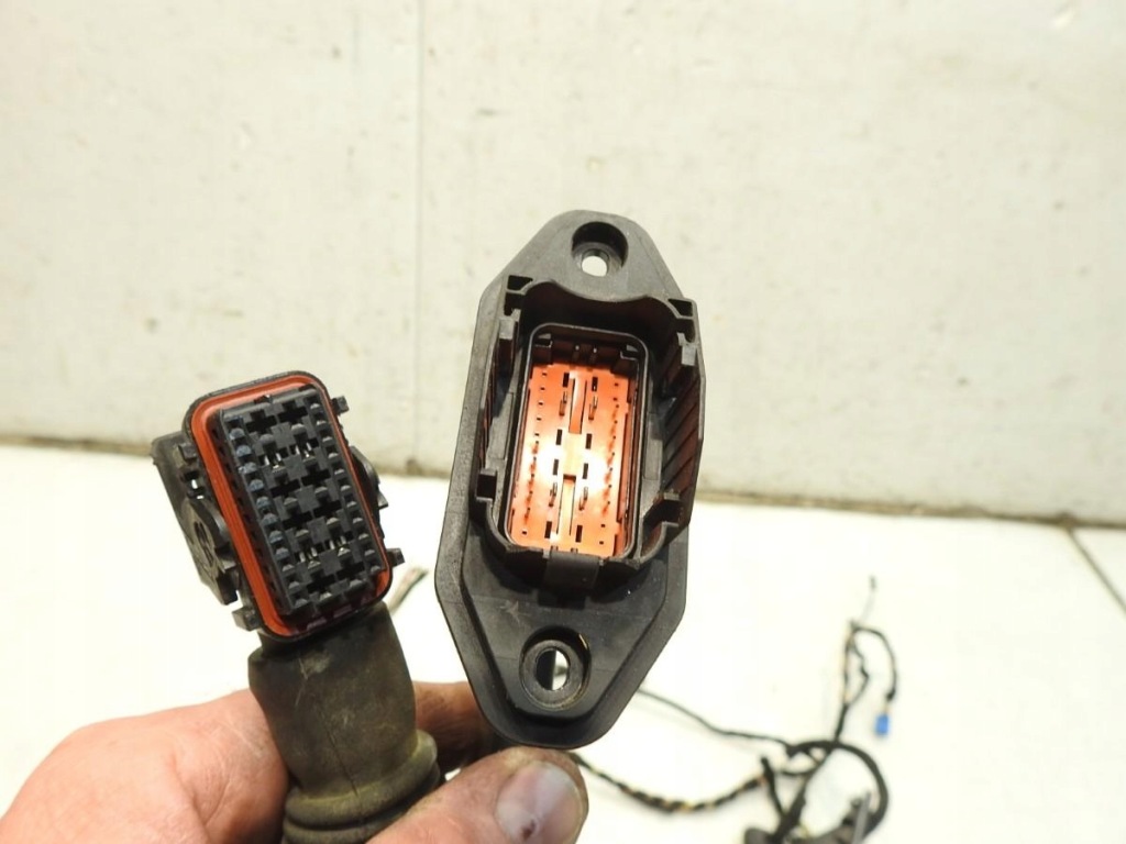 фото №5, Джгут електропроводка двері задня mercedes r w251 a2515407905