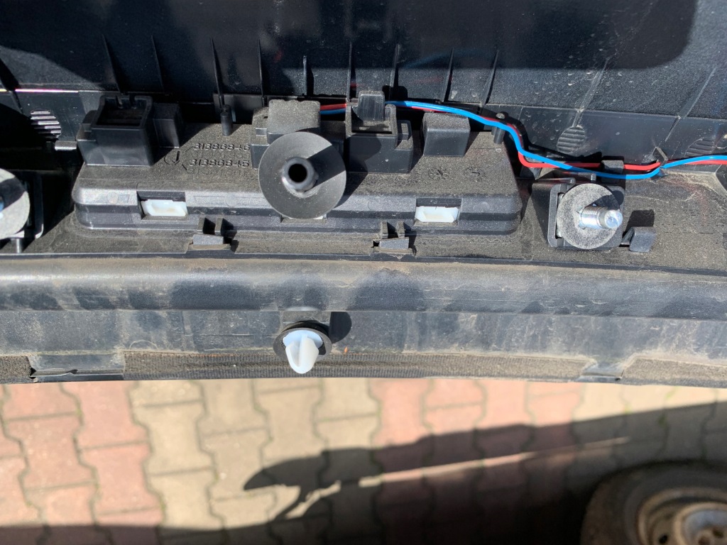 фото №4, Накладка кришки volvo v40 ii kpl.