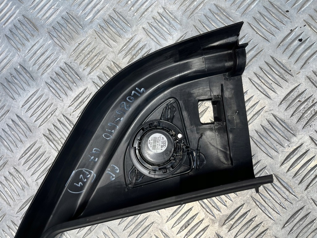 фото №8, Audi q7 4l рамка двері правий перед 4l0867610