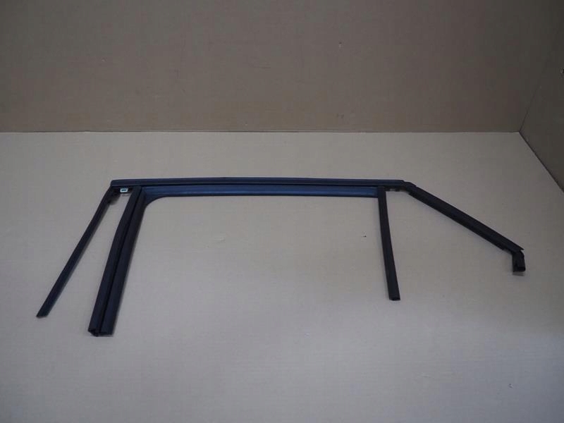 фото №1, Прокладка стекло дверь левый задняя peugeot 2008 ii 2019 -