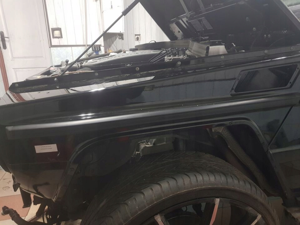 фото №9, Молдинг трикутник w463 amg ліва