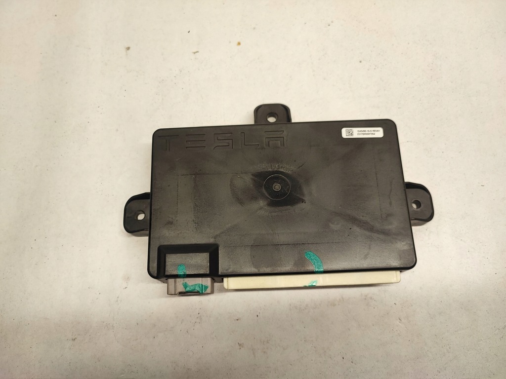 фото №2, Tesla model x модуль дверь 104549010d 2017
