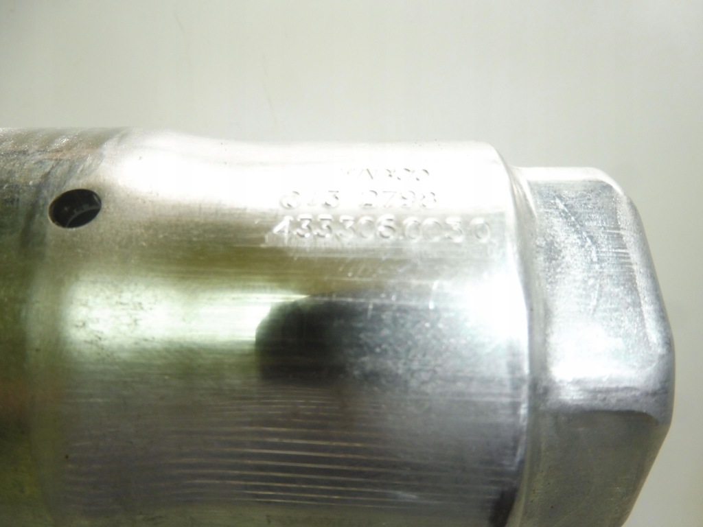 Соединитель упругий mercedes a0004311718 4333060030 в Украине