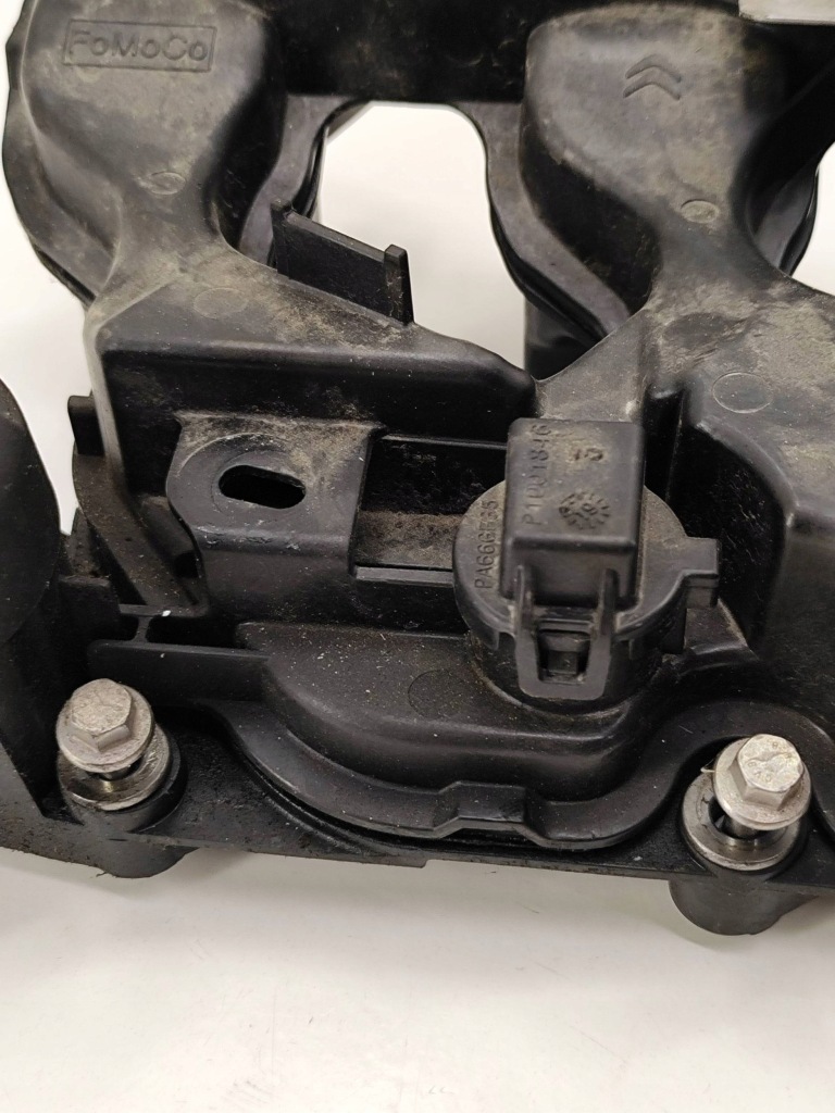 Кришка клапанів peugeot 5008 2 98279295 Доставка