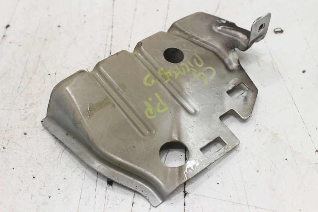 фото №5, Citroen c4 picasso 1.6 hdi кронштейн крила правий перед 538331a