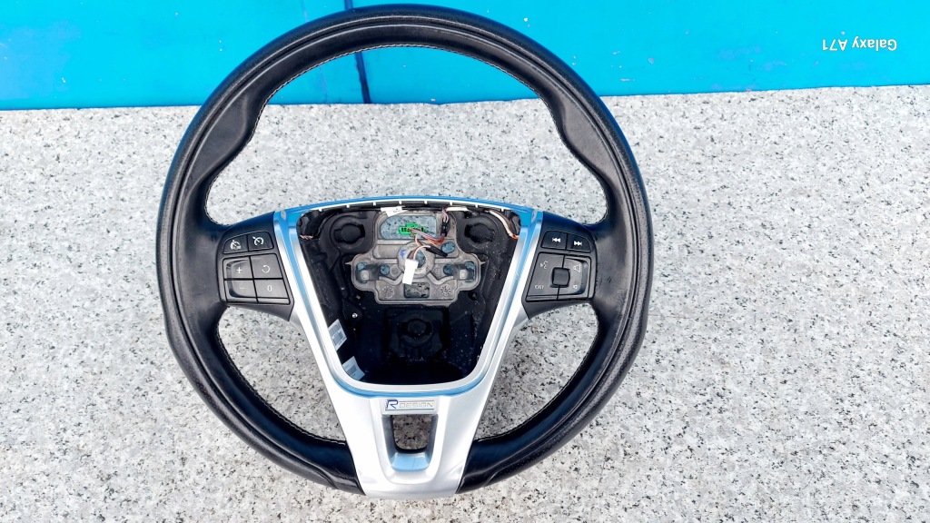 Купити Volvo v60 1 рестайлінг  s60 2 кермо  шкіряний багатофункціональний r-design 31332927