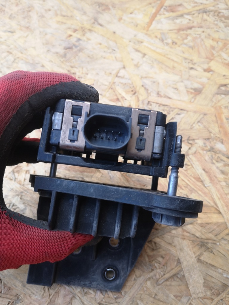 фото №3, Alfa romeo stelvio радар перед 50555747 кронштейн