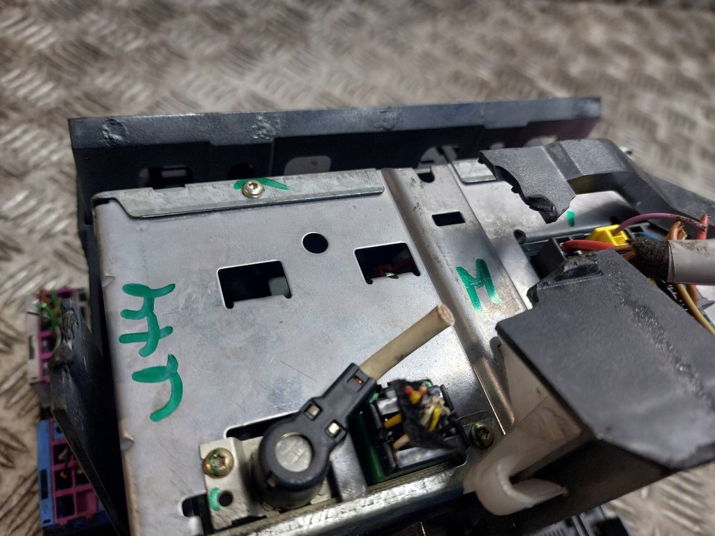 фото №9, Рамка панель обдув консоль середня радіо підсклянник galaxy mk1 lift