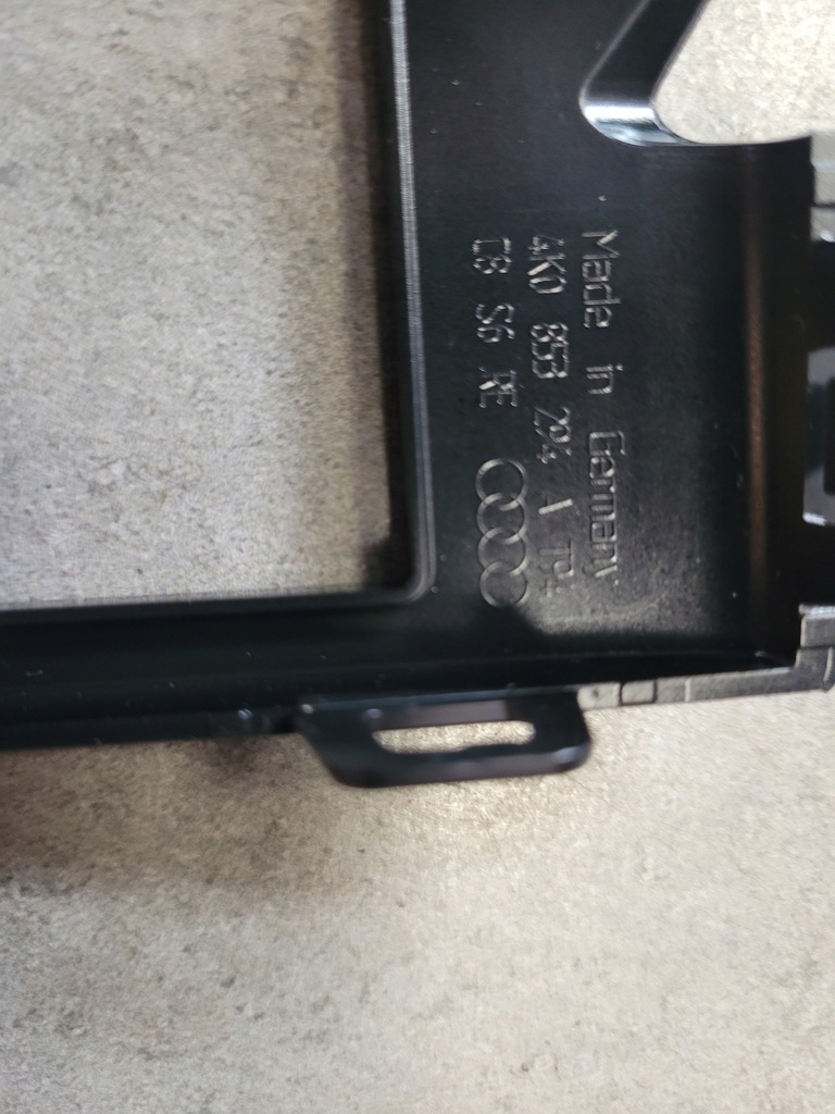 фото №4, Audi a6 4a c8 рамка правой заглушки радара 4k0853294a originalna