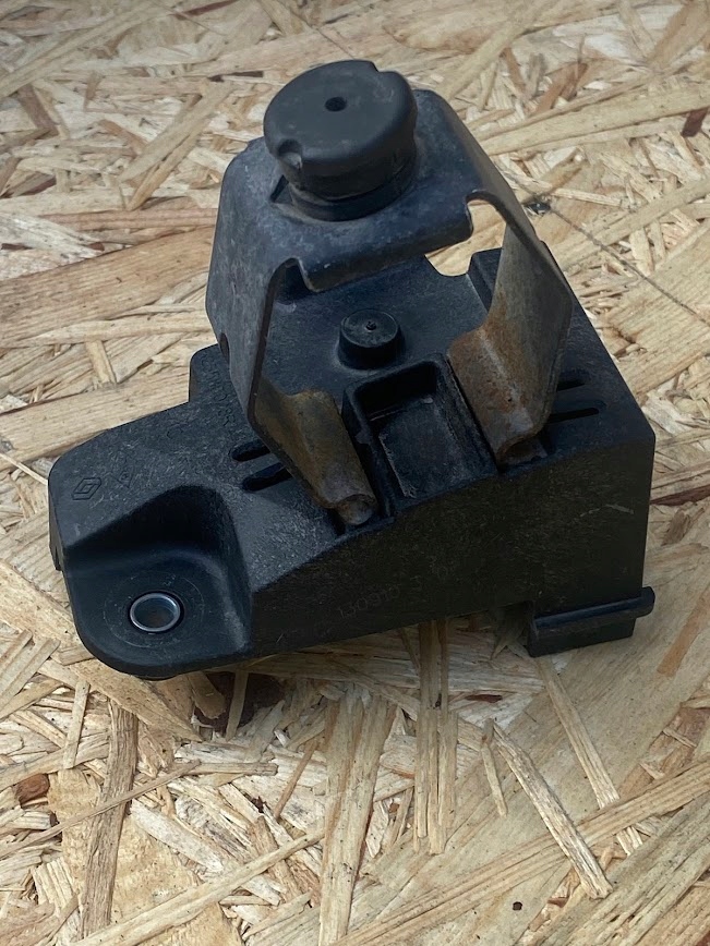 фото №3, Отбойник капот левый renault grand scenic iii оригинальный номер 625580028r