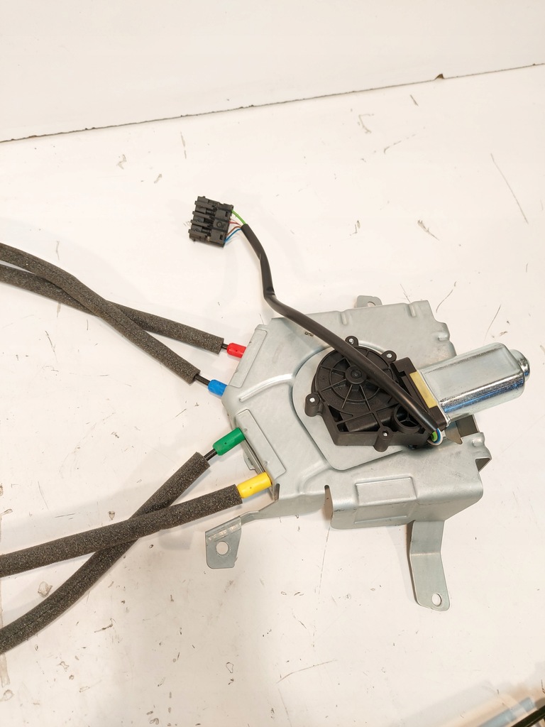 фото №4, Bmw f11 механизм шторка багажника 7232773