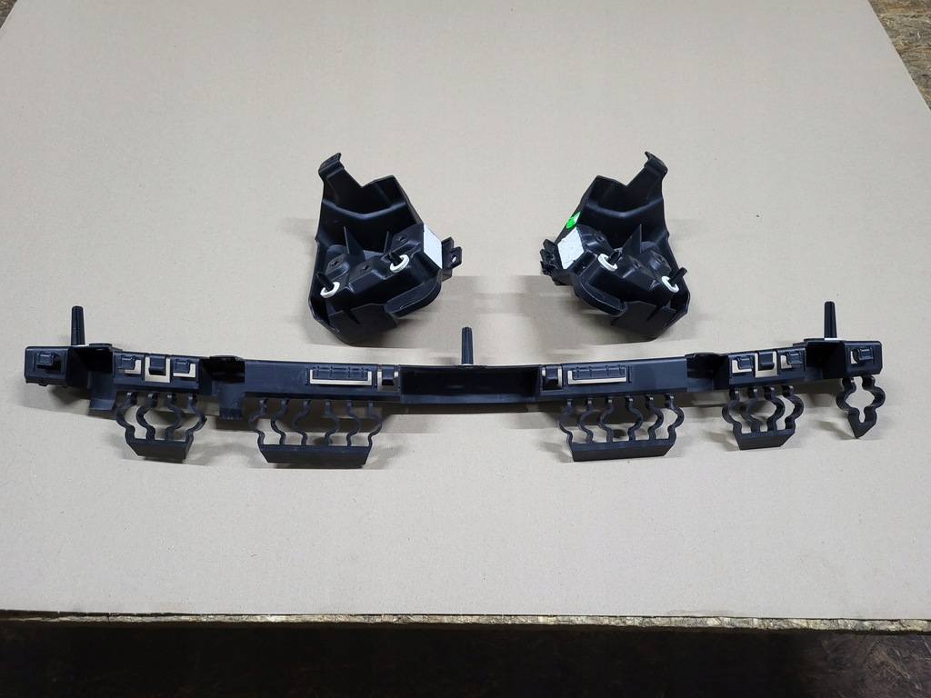 фото №9, Renault clio v 5 направляющая кронштейн бампера заднего задняя