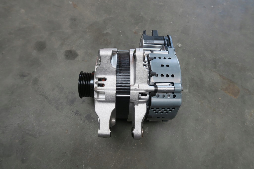 Купити Ford focus mk4 1.0 hybrid генератор l1ta-11238-ba