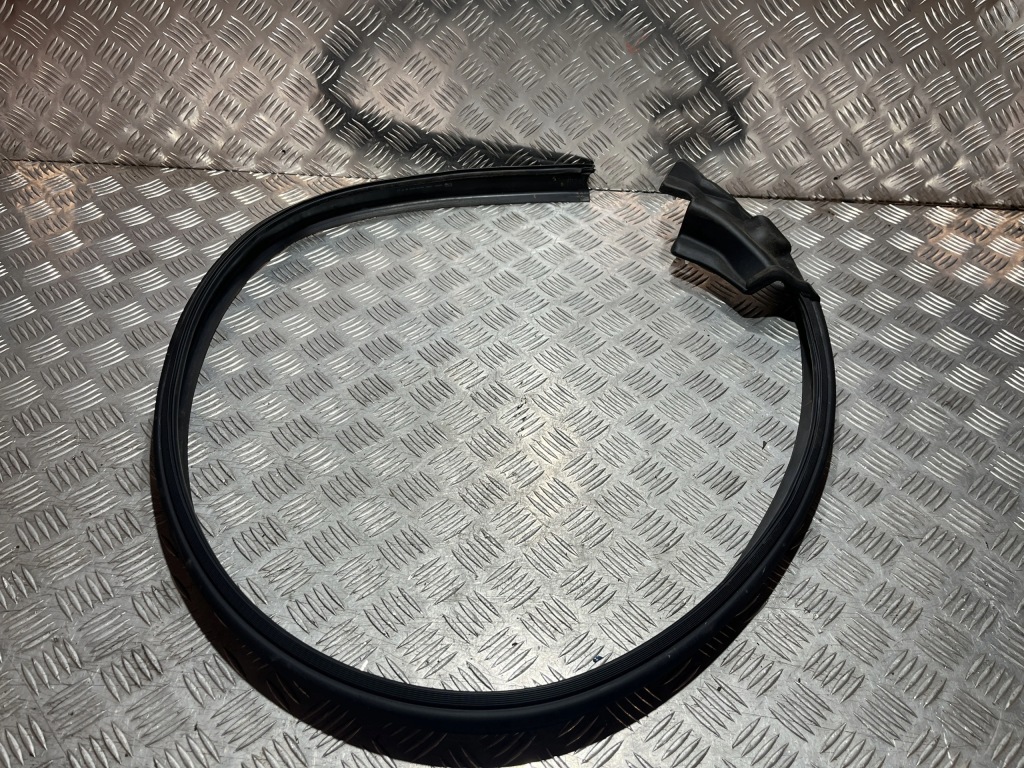 фото №1, Прокладка кузовна дах ліва dacia duster ii 18-