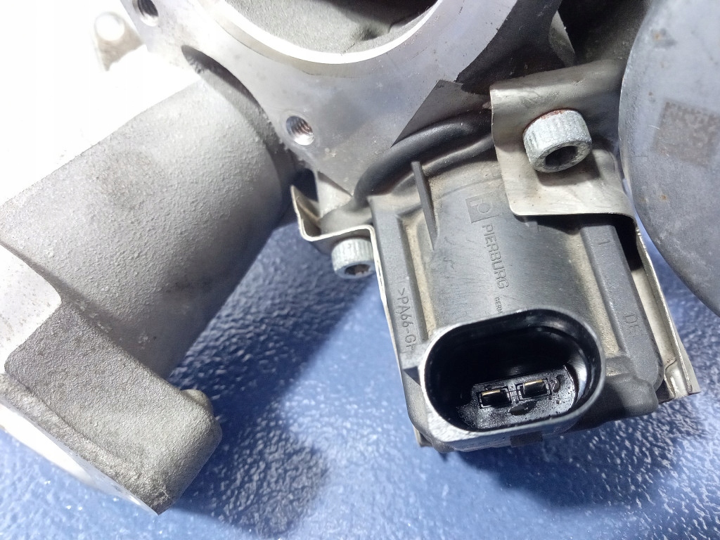 фото №5, Porsche panamera 971 4.0 550km turbo турбонагнетатель левая 0p2145703a