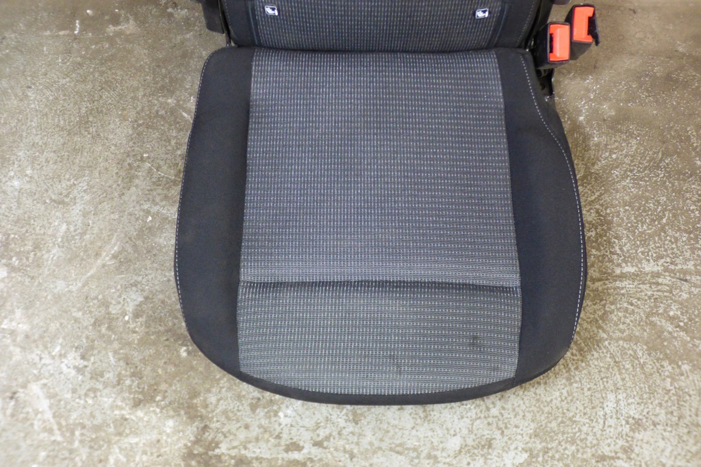 фото №6, Элементы заднее сиденье задняя часть toyota proace ii combo e rifter partner iv