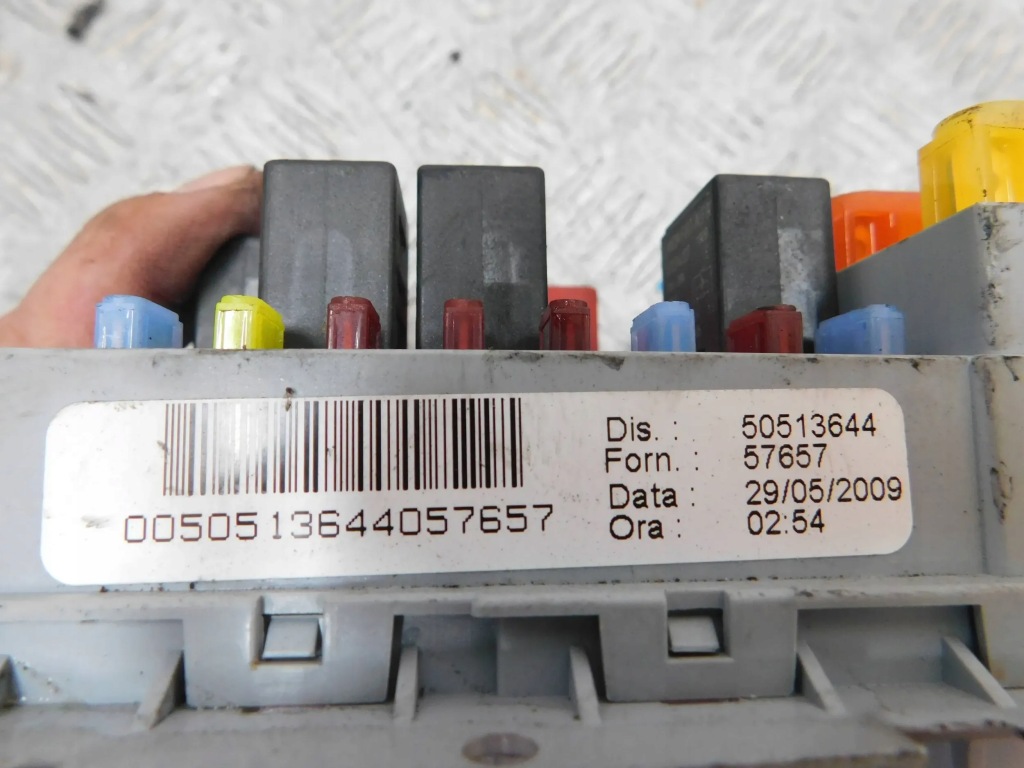 фото №2, Коробка запобіжників 50513644 alfa romeo 159
