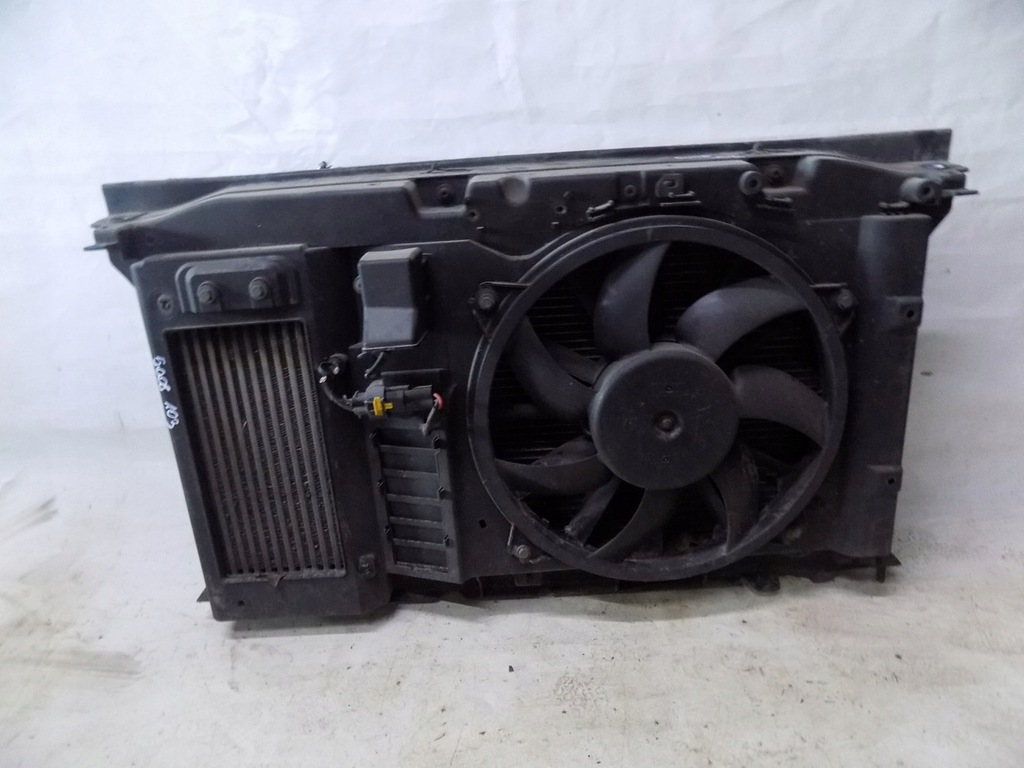 фото №5, Peugeot 5008 1.6 pas передній радіатор вентилятор