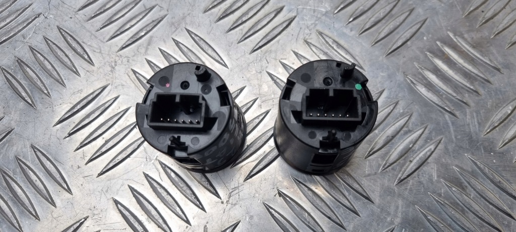 Fiat 500e електрик кнопка запуск стоп 735751989 в Україні