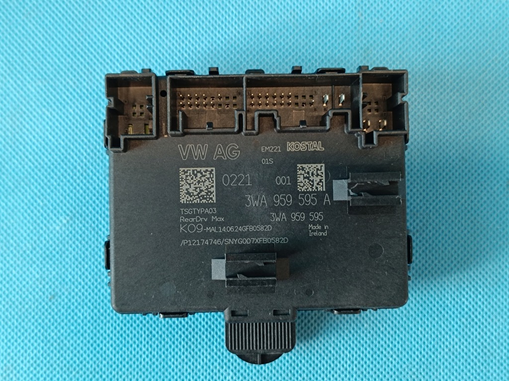 фото №1, Audi a3 8y lift 1.5 tsi 85kw 2025 r модуль двері лівий задня 3wa959595a