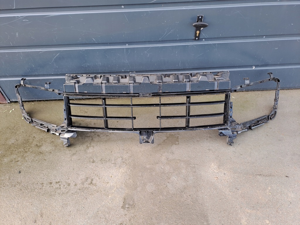 фото №1, Решётка радиатора porsche cayenne 9y