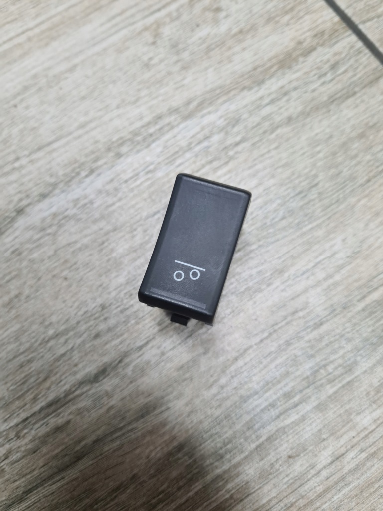 Купить Клавиша выключатель оси  подъемной volvo fh 4 fm 4 fh 5 fm 5