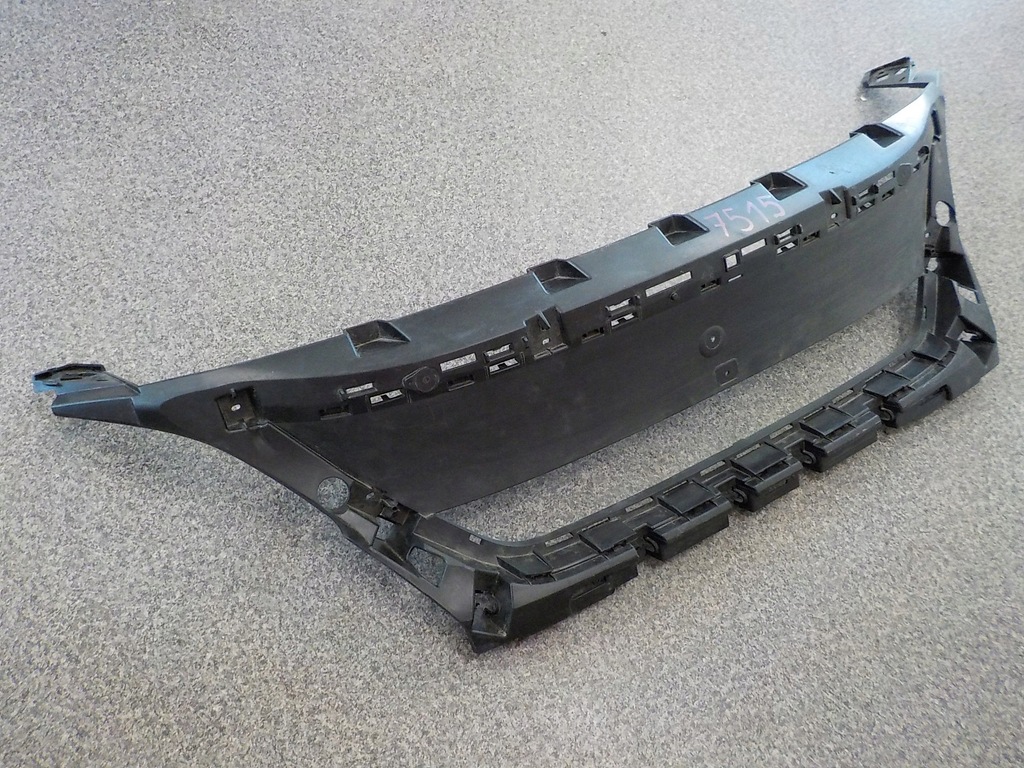 фото №1, Решітка радіатора решітка радіатора peugeot 3008 ii 2016-