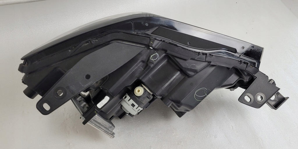 Фара ліва перед full led mazda cx-30 14 pin 2019- dgj1 Зі Шроту