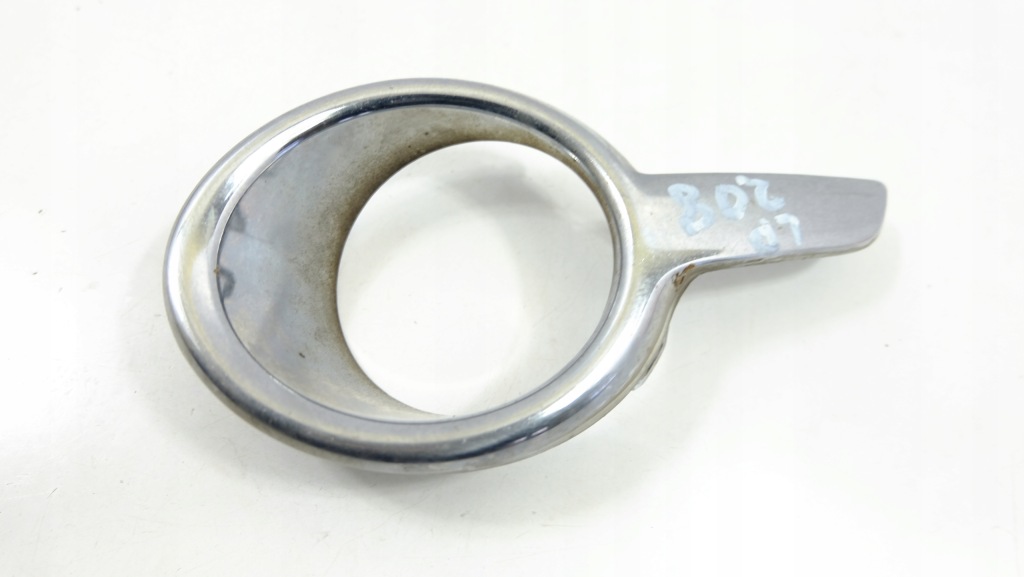 фото №1, Peugeot 208 решітка рамка протитуманної фари ліва 9673233377