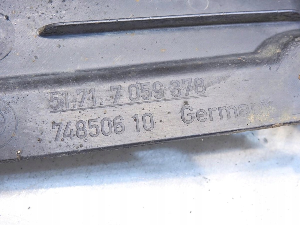 фото №7, Подкрылок правый задняя bmw 3 e91 7059378