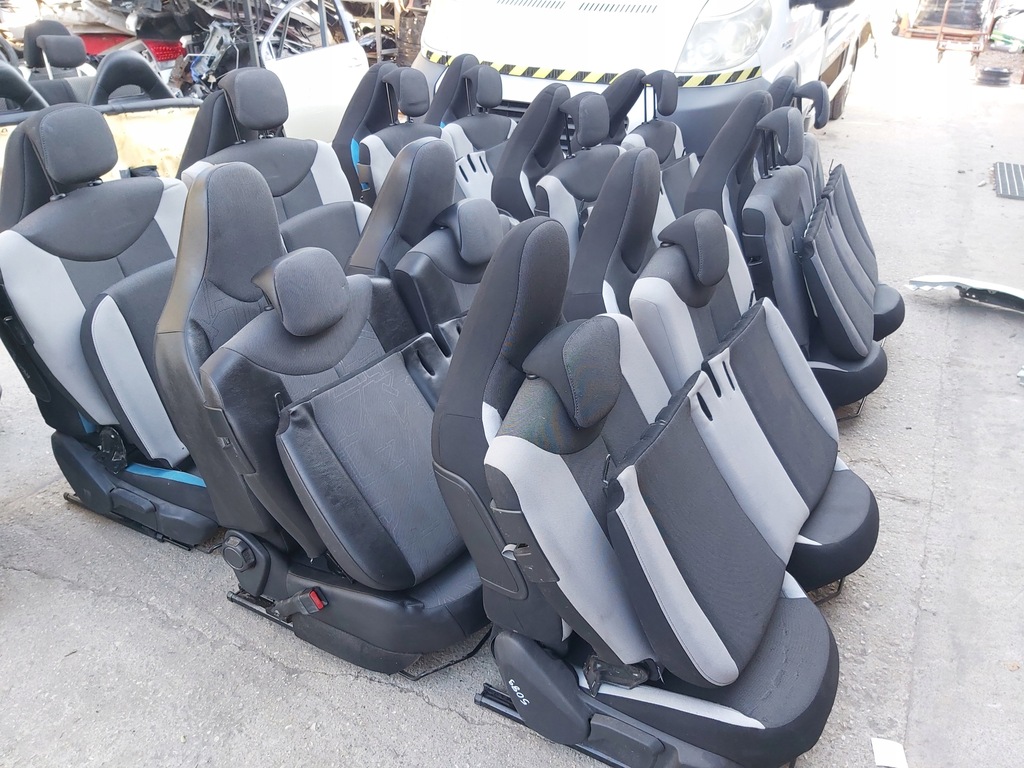 фото №10, Toyota aygo ii заднее сиденье задняя спинка isofix