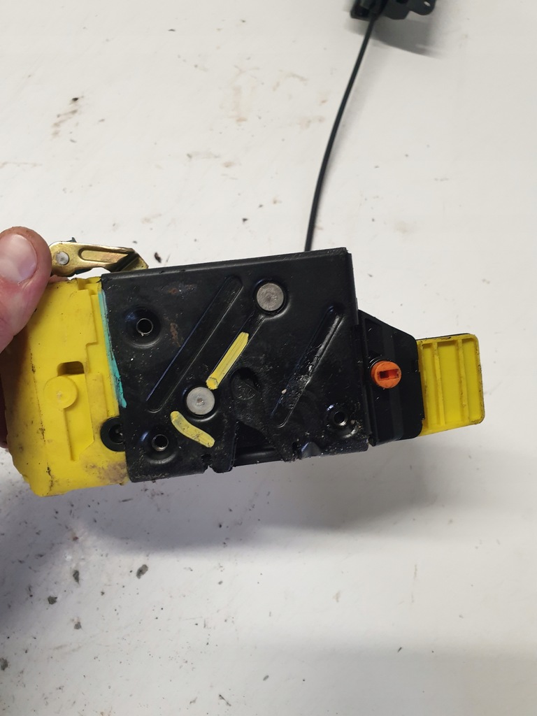 фото №4, Замок дверь правый задняя задний volvo s80