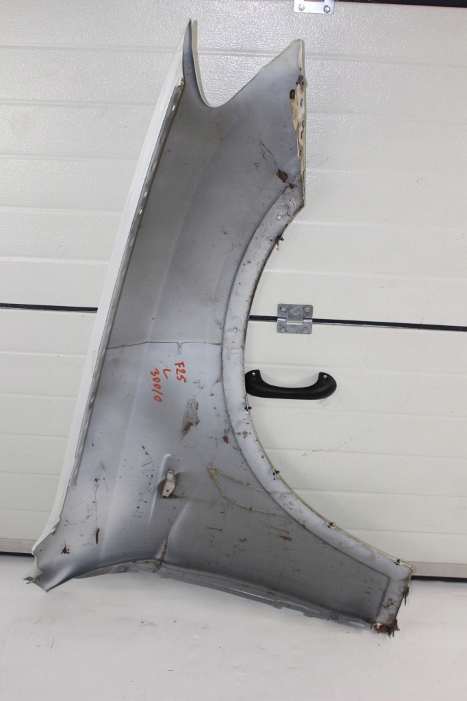 Крыло  левое  bmw x3 f25 a300 alpinweiss Доставка