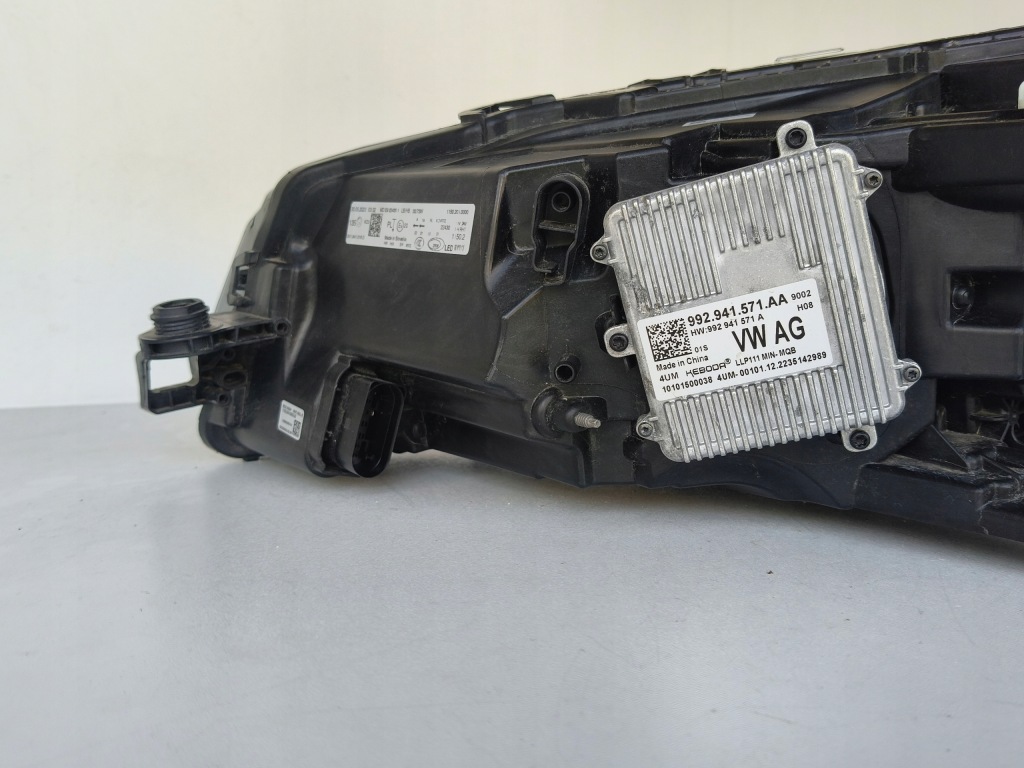 Фара правый  фара skoda superb 3 3v 3v0 19- рестайлинг  full led с Разборки