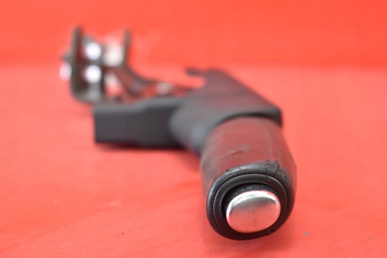 фото №5, Рычаг тормоза ручного 8e0711777a seat exeo 09-12