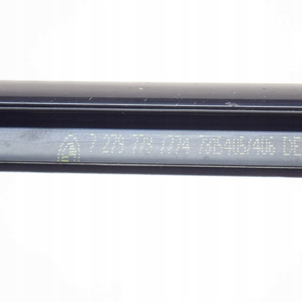 фото №6, Bmw 4 f32 f33 2014 левая сторона молдинг / прокладка стекло дверь