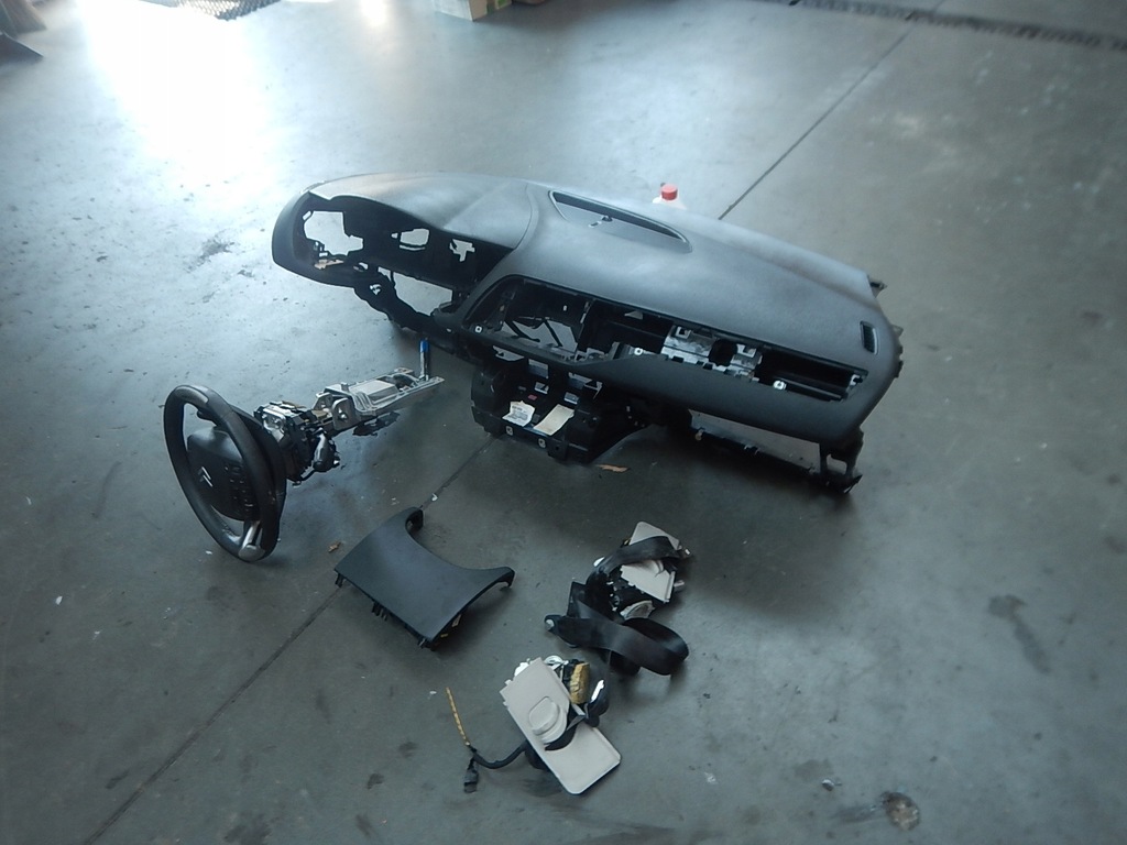 фото №5, Приборная панель приборная панель 3подушка безопасности ремни citroen c5 iii