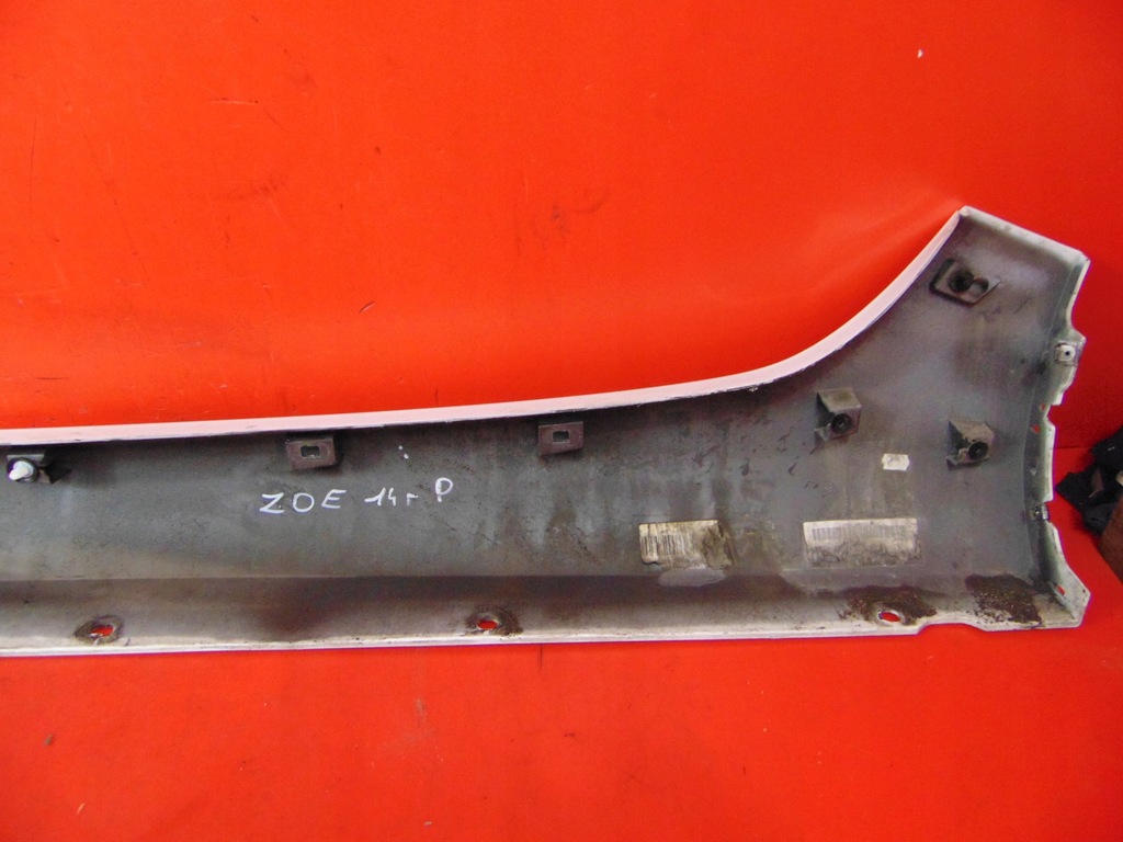 фото №11, Renault zoe 12- молдинг порог правая teqnc