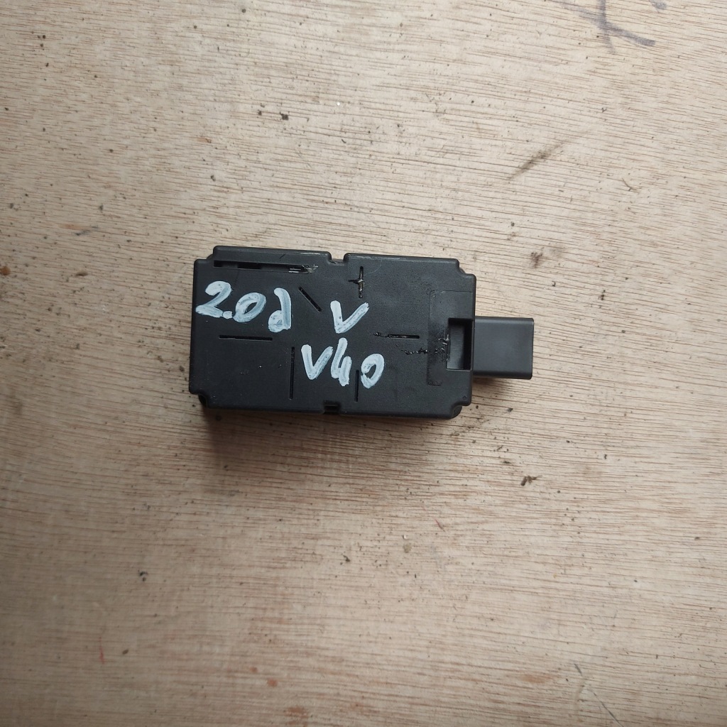 Купити Модуль блок керування замка центрального volvo v40 2 314191137