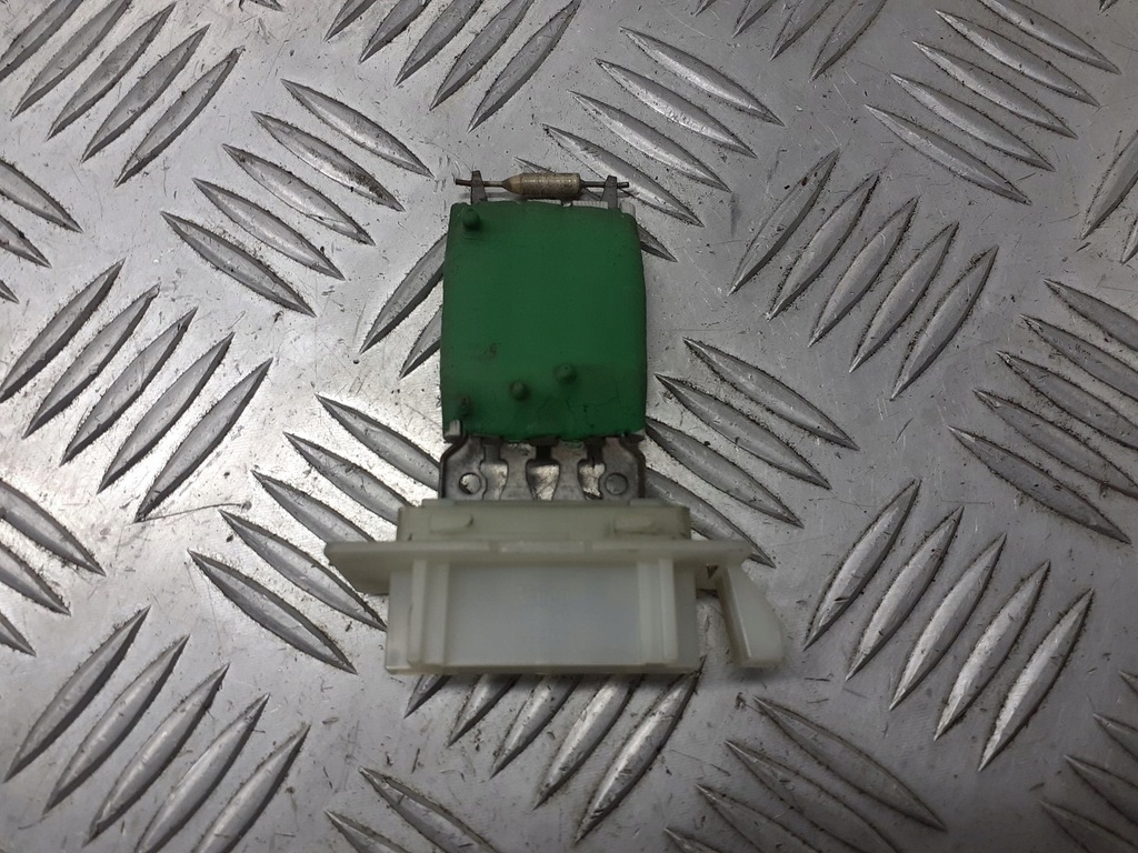 фото №1, Резистор резистор вентилятор mercedes w168